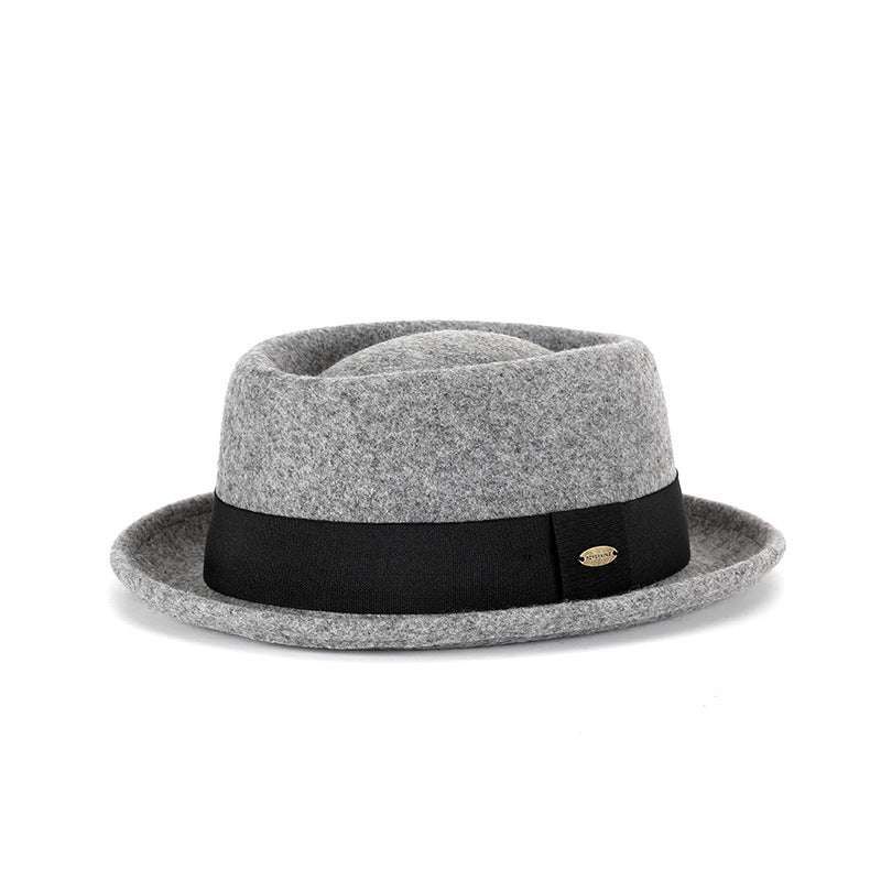 Chapeau vintage concave-convexe