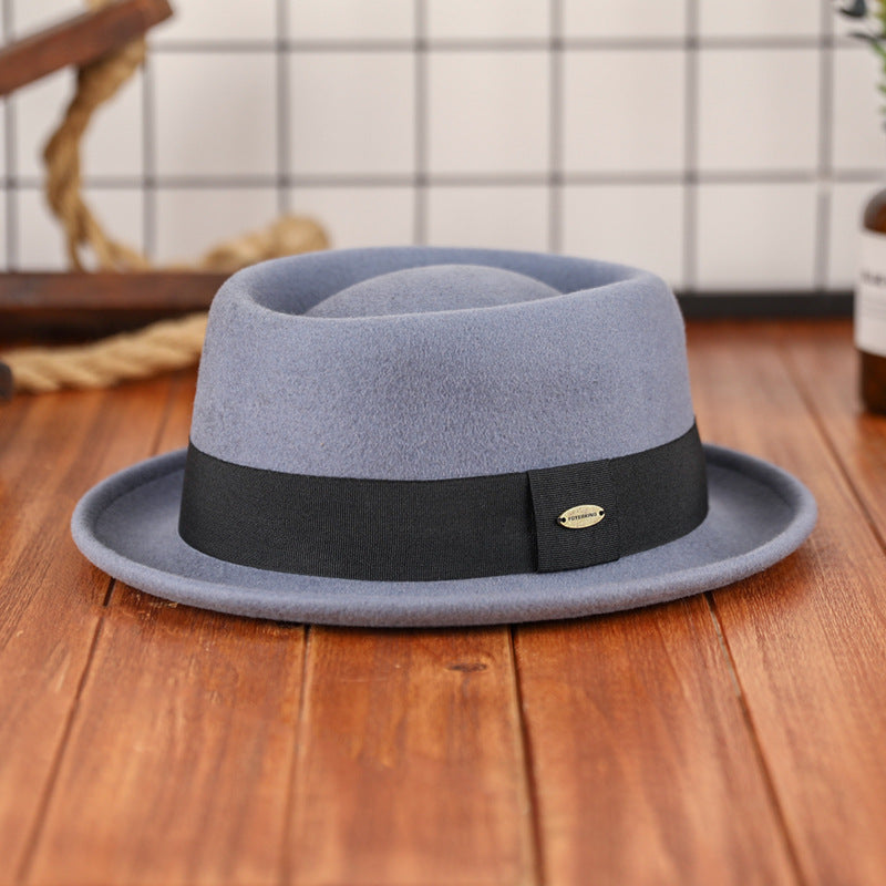 Chapeau vintage concave-convexe